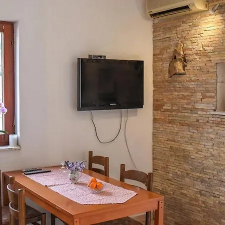 With A Swimming Pool Stari Grad, Hvar - 22629 סטארי גראד