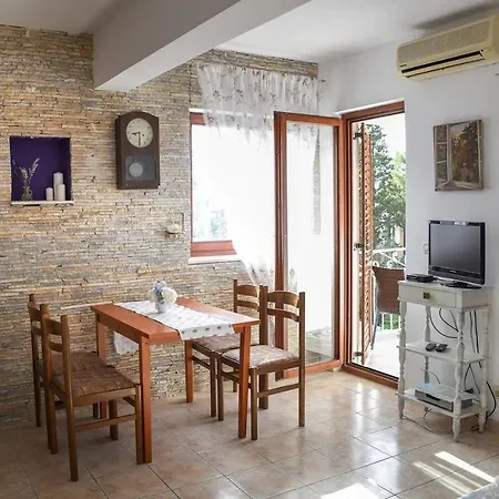 With A Swimming Pool Stari Grad, Hvar - 22629 * סטארי גראד